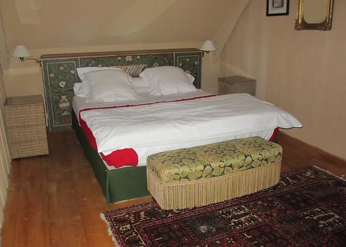 Chateau De Pont-rilly 3* Négreville